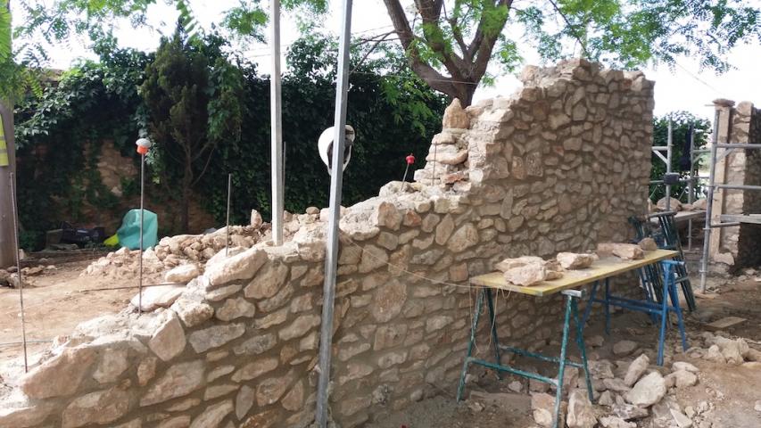 Ejecución de muro de piedra